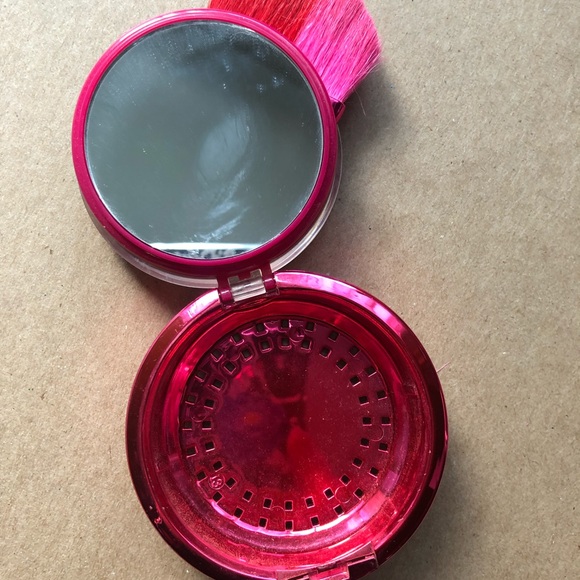 Makeup bundle - Picture 3 of 5